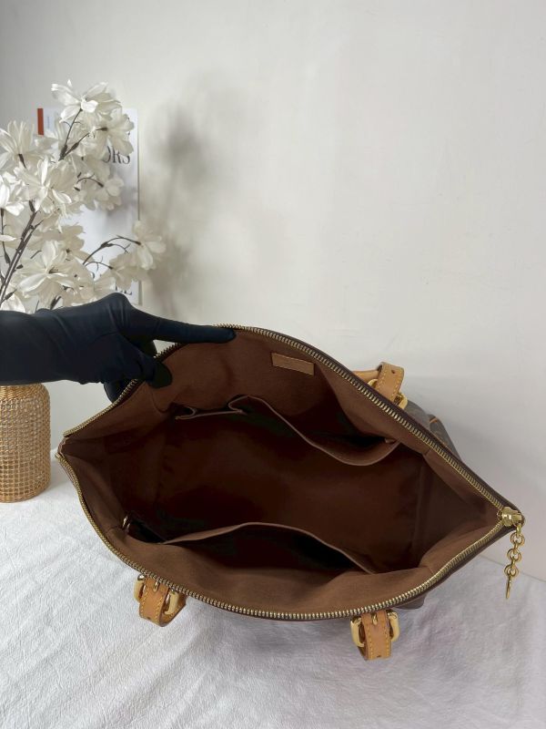 【85成新】LV Tivoli GM 