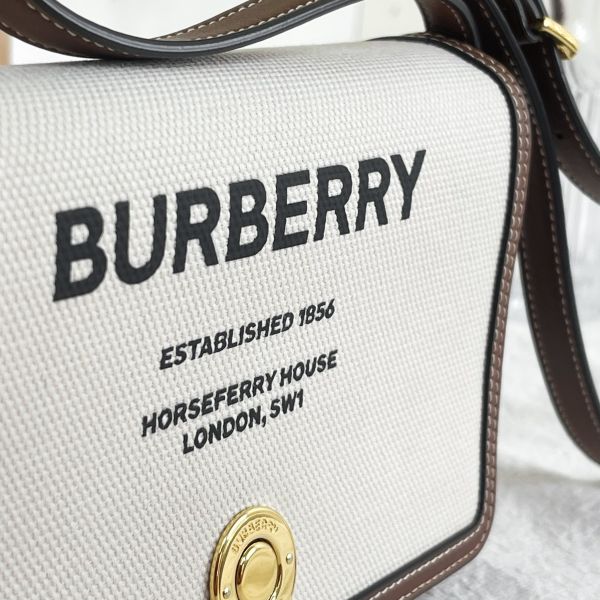【12期0利率】BURBERRY 印花帆布及皮革翻蓋斜背包【95成新】 