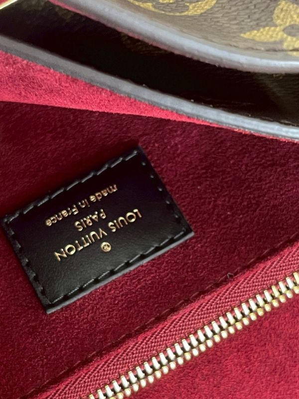 【未使用閒置品】LV Passy 郵差包 