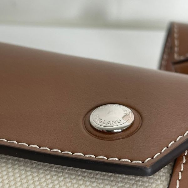 【12期0利率】BURBERRY MINI HORSEFERRY斜背包【99成新】 