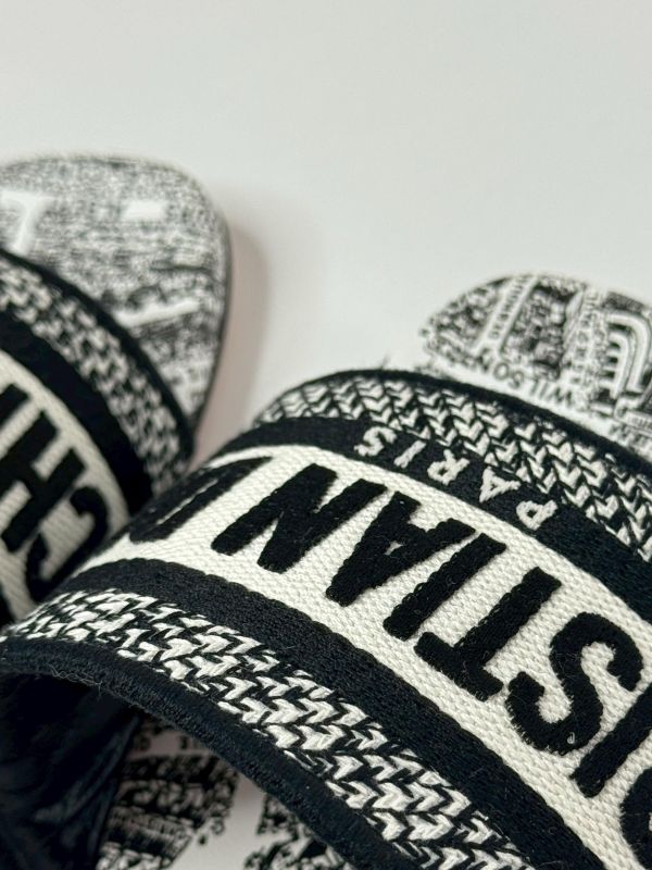 【未使用閒置品】DIOR DWAY 刺繡拖鞋 