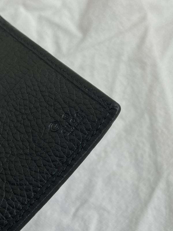 【未使用閒置品】GUCCI 牛皮壓紋長夾 