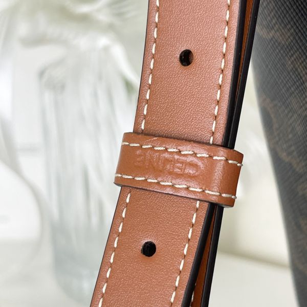 【12期0利率】CELINE  TRIOMPHE老花小號水桶包【95成新】 