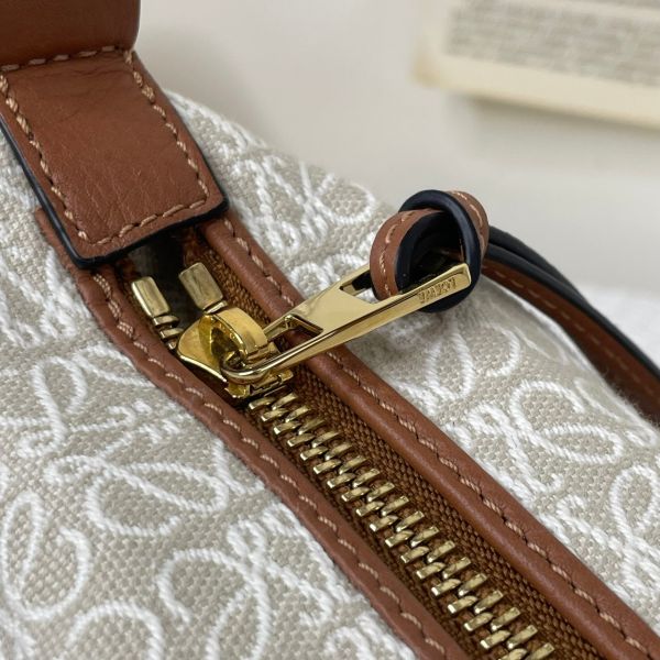 【12期0利率】LOEWE 小號便當包【99成新】 