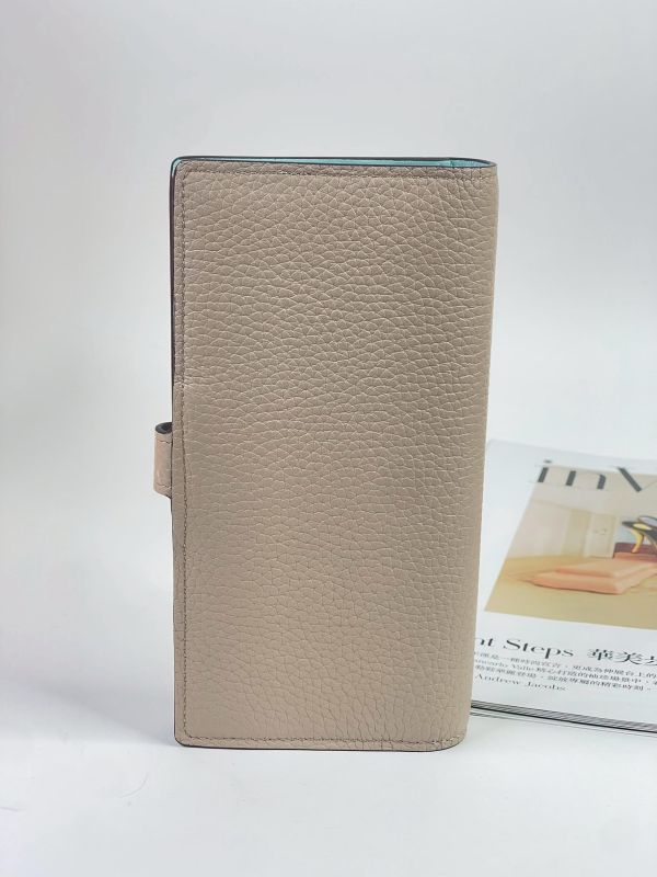 【99成新】LV 直式錢包 