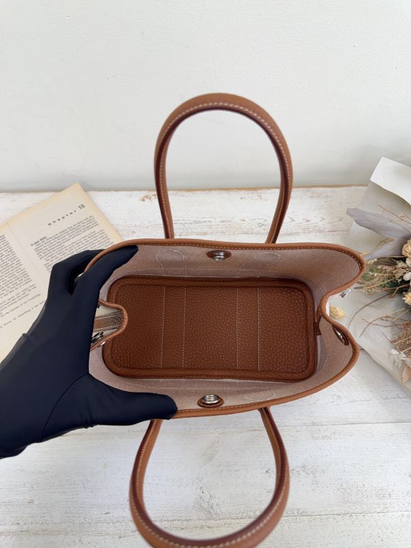 【未使用閒置品】HERMES Neo Garden 23 
