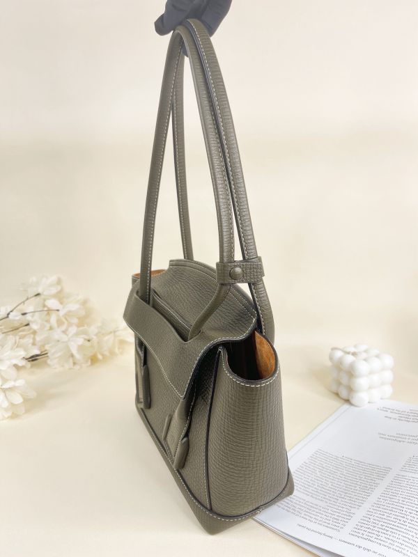 【分期0利率】BV THE ARCO 小號【9成新】 