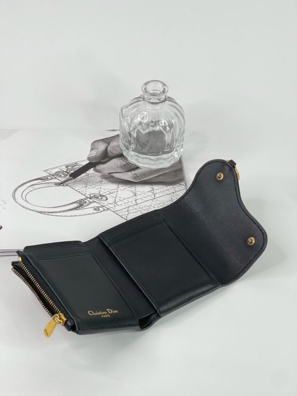 【分期0利率】DIOR Saddle Lotus 三折短夾【85成新】 