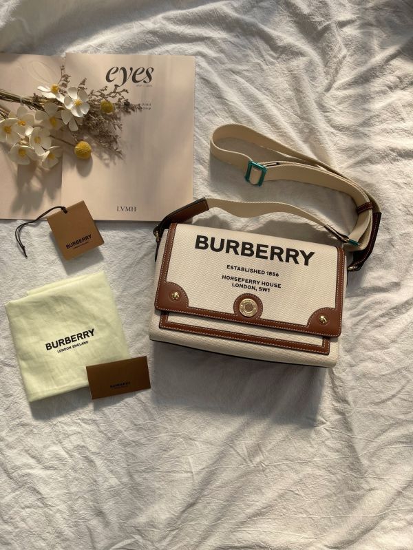 【分期0利率】BURBERRY HORSEFERRY 印花帆布NOTE斜背包【未使用閒置品】 