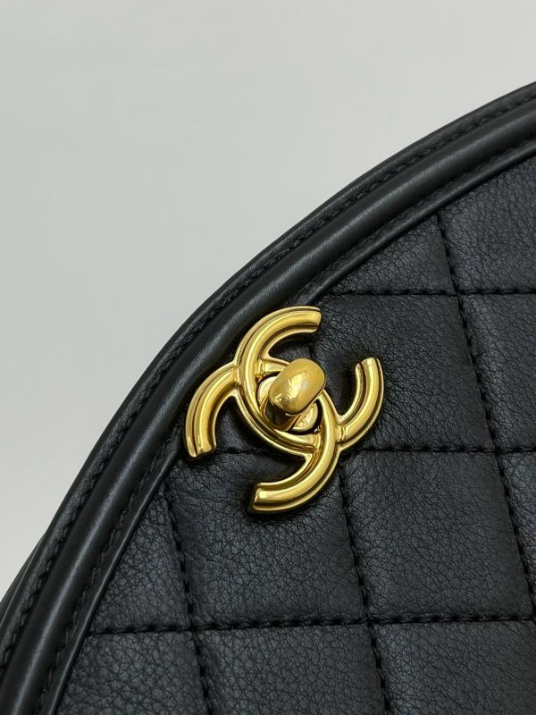 【9成新】CHANEL 菱格紋馬鞍胸腰包 