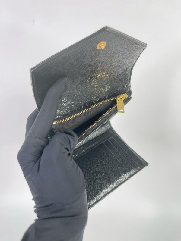 【95成新】YSL 魚子醬三折短夾 