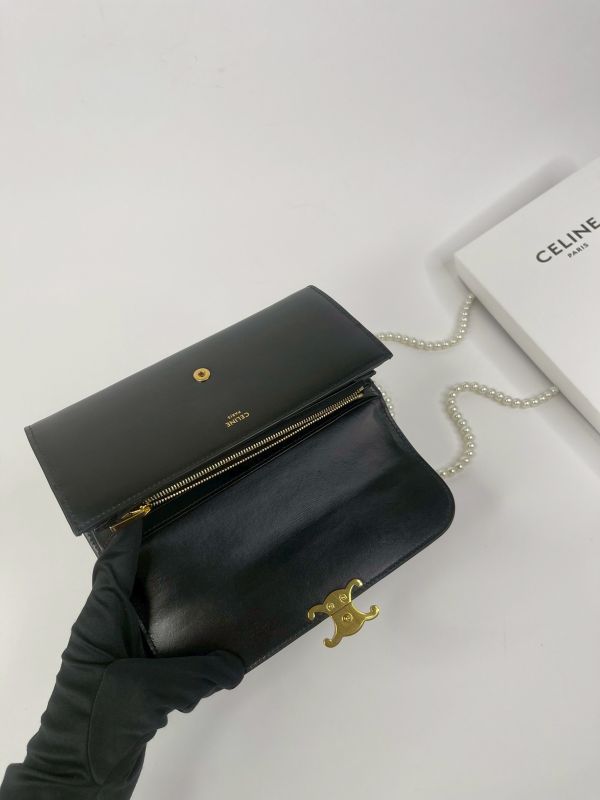 【分期0利率】CELINE TRIOMPHE平滑光面信封長夾 黑色金扣【9成新】附改WOC背帶 