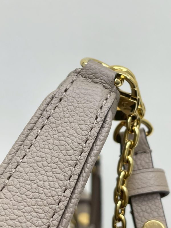 【99成新】LV Easy Pouch On Strap 