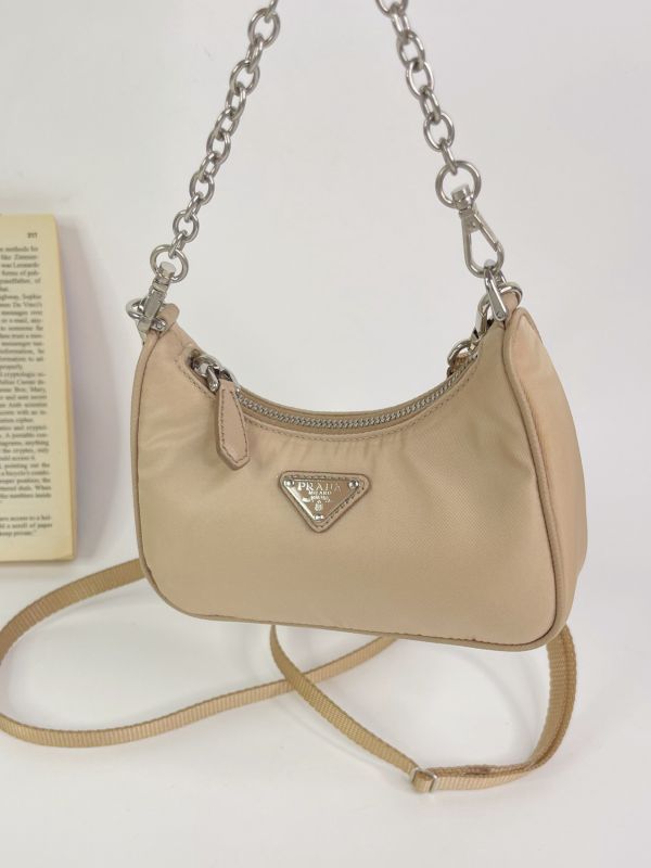【分期0利率】PRADA re-edition 迷你腋下包【95成新】 