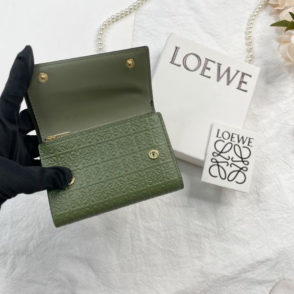 【12期0利率】【全新品】LOEWE 小牛皮直式三摺錢包【現金價】 