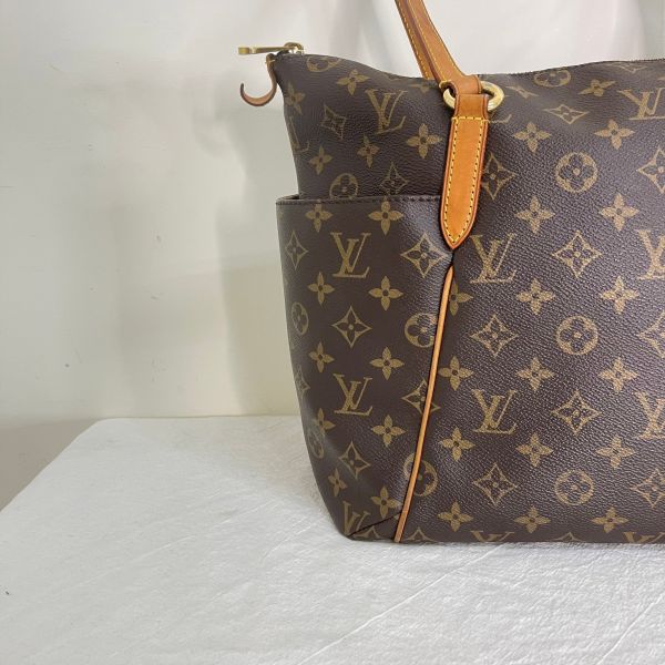 【12期0利率】LV TOTALLY MM  肩背包【85成新】 