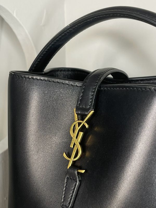 【分期0利率】YSL le 37亮面皮革迷你手袋【95成新】 
