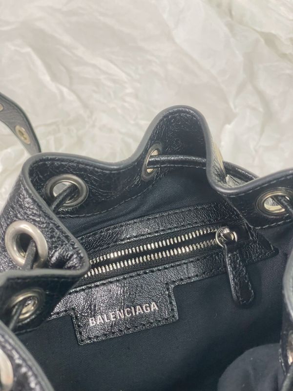 【分期0利率】BALENCIAGA LE CITY 迷你水桶包 【95成新】 