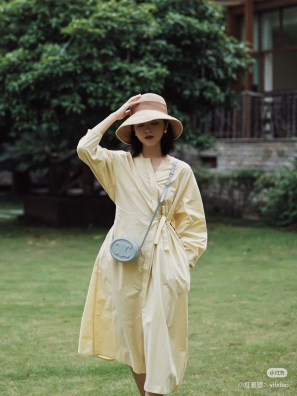 【95成新】CELINE 迷你月餅包  冰藍色 