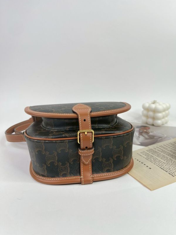 【95成新】CELINE Triomphe帆布中型Folco手袋 