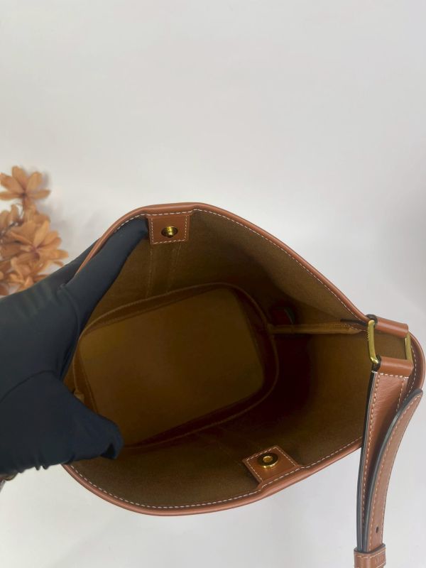 【95成新】CELINE TRIOMPHE老花小號水桶包 