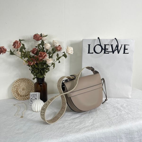 【12期0利率】LOEWE SMALL GATE柔軟小牛皮【99成新】 