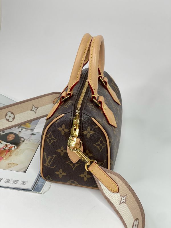 【分期0利率】LV SPEEDY 20 奶茶色【9成新】 