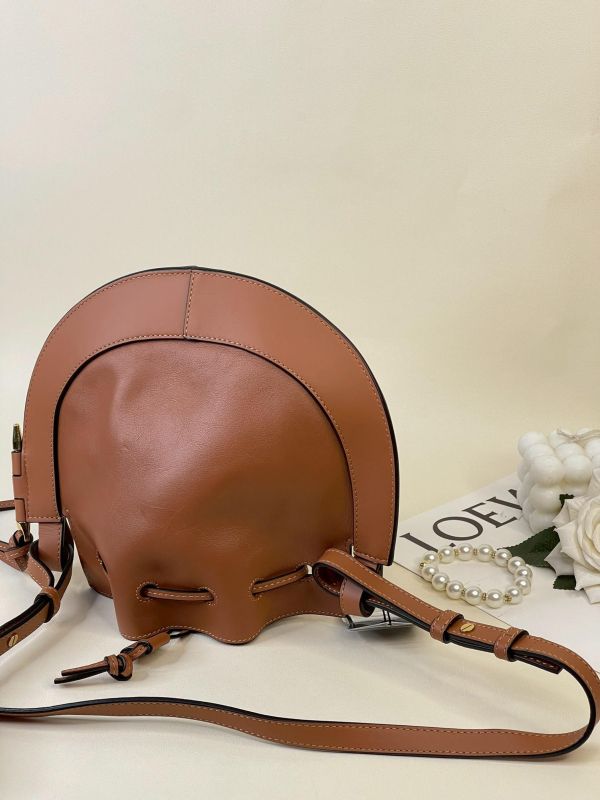 【9成新】LOEWE HORSEHOE 馬蹄造型斜背包 