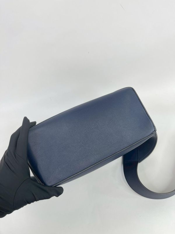 【95成新】LOEWE 小牛皮PUZZLE EDGE腰包小號 