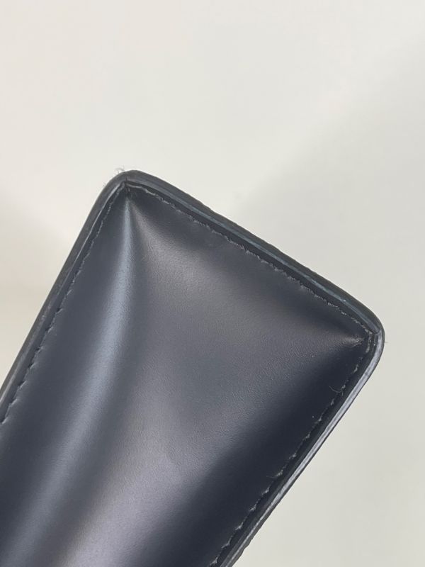 【分期0利率】LV Pochette Voyage MM 老花手拿包【95成新】 