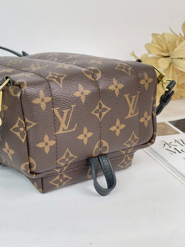 【分期0利率】LV Palm Springs Mini 【95成新】 