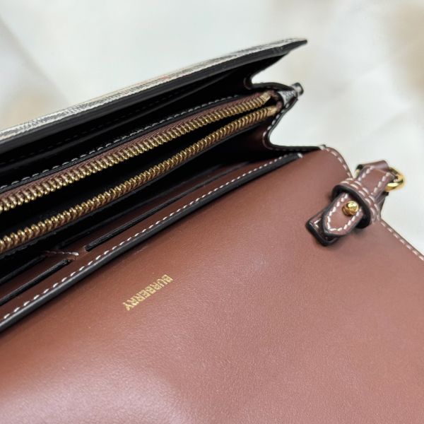 【12期0利率】BURBERRY 全皮翻蓋內裡格紋WOC【95成新】 