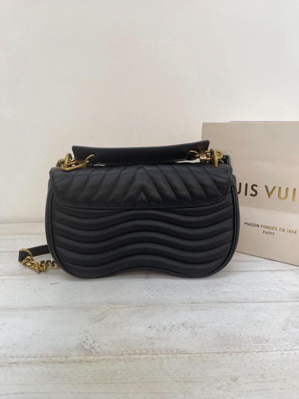 【95成新】LV NEW WAVE MM 