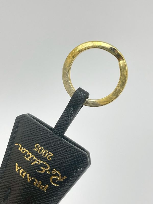 【95成新】Prada Re-Edition 2005 Saffiano HOBO 