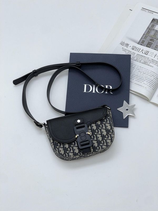【95成新】DIOR Saddle 迷你翻蓋郵差包 