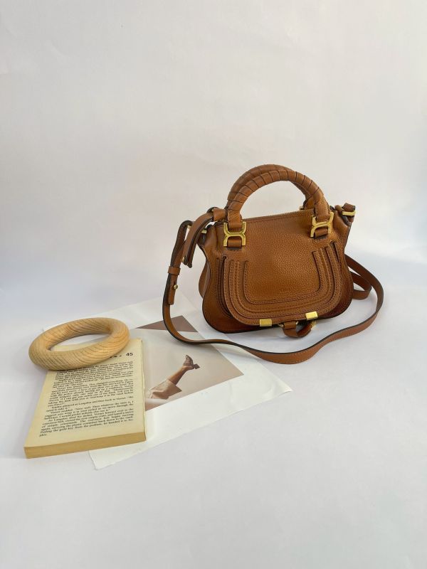 【95成新】CHLOE Marcie 粒面牛皮翻蓋迷你馬鞍斜背包 