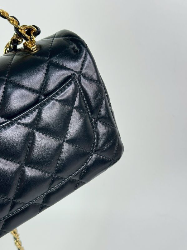 【分期0利率】CHANEL 23s 金屬HANDLE翻蓋鍊包 【99成新】