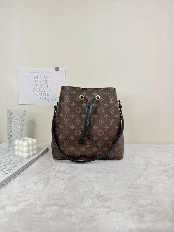 【99成新】LV NéoNoé MM 