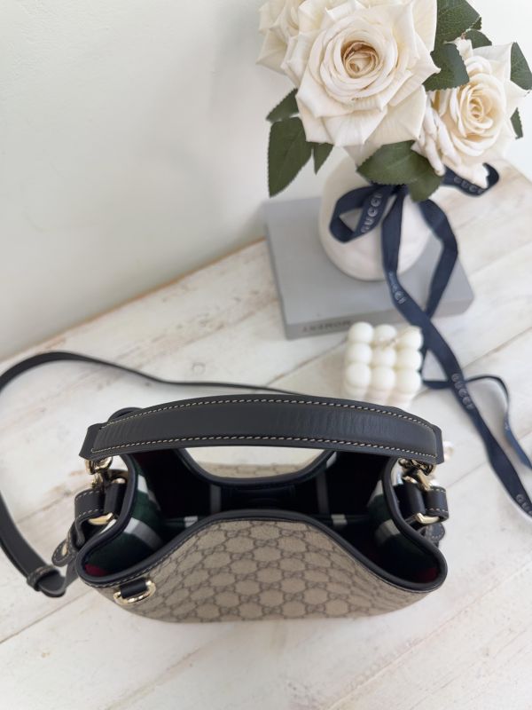 【99成新】GUCCI GG Emblem系列小號水桶包 