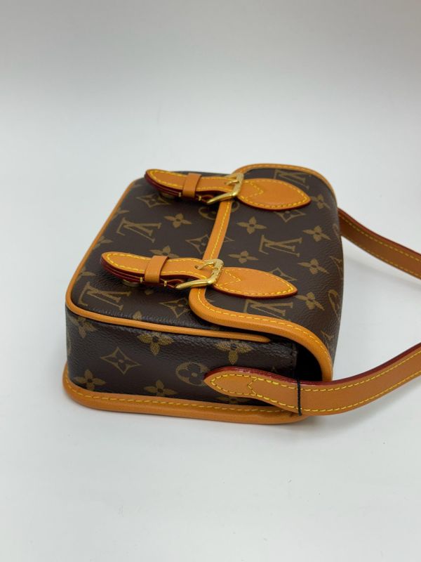 【99新】LV 小型郵差包 