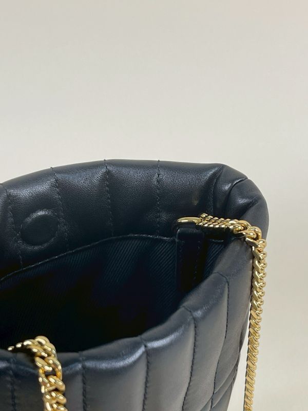 【分期0利率】BURBERRY  LOLA  TB  MICRO 水桶包【95成新】 