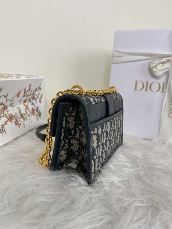 【分期0利率】DIOR 30 Montaigne East-West 附鏈帶包【全新品】 
