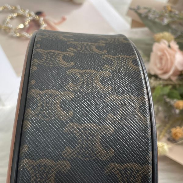 【95新】【12 期 0 利率】Celine 中號老花月餅包 