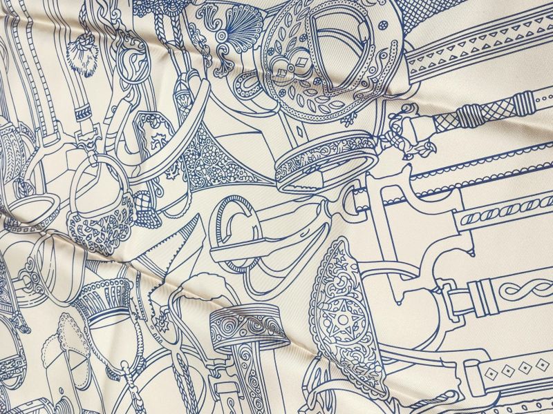 【未使用閒置品】HERMES Concours d'Etriers Remix 70雙面方巾 