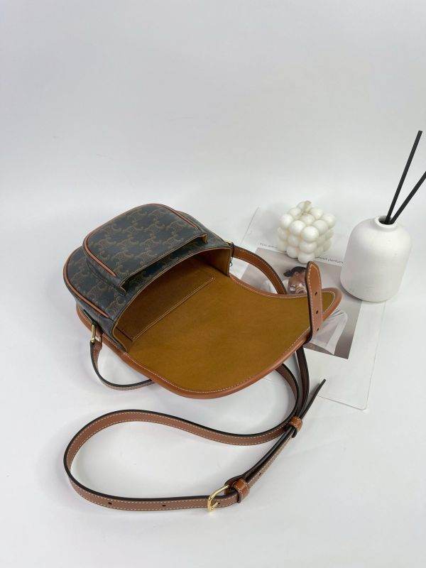 【95成新】CELINE Triomphe帆布中型Folco手袋 