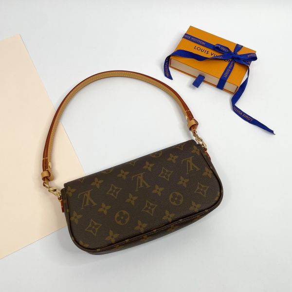 【12期0利率】LV Wallet on Chain Ivy 【99成新】 