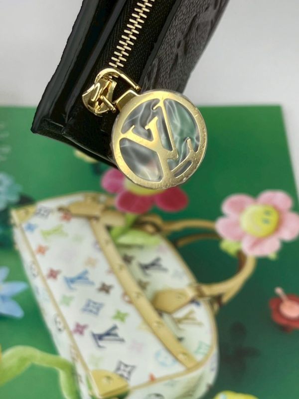 【全新品】LV Lisa 短夾 黑 