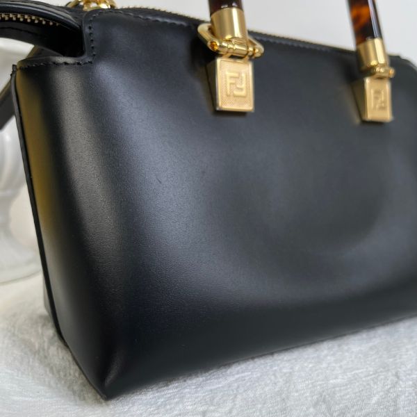 【12期0利率】FENDI BY THE WAY 迷你【99成新】 