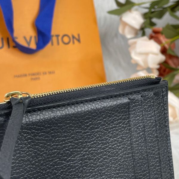 【9.5成新】【12期0利率】LV 黑色皮革壓紋三折短夾黑色 
