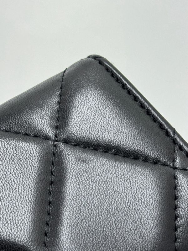 【9成新】CHANEL 19口蓋卡包 
